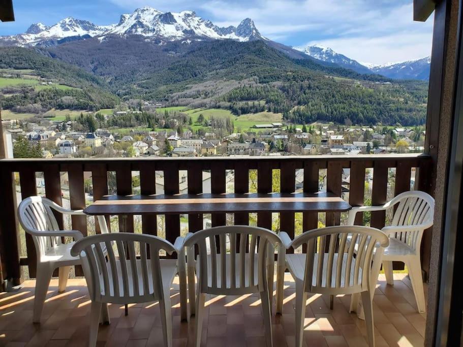 Appartement Chaleureux. Barcelonnette Ngoại thất bức ảnh